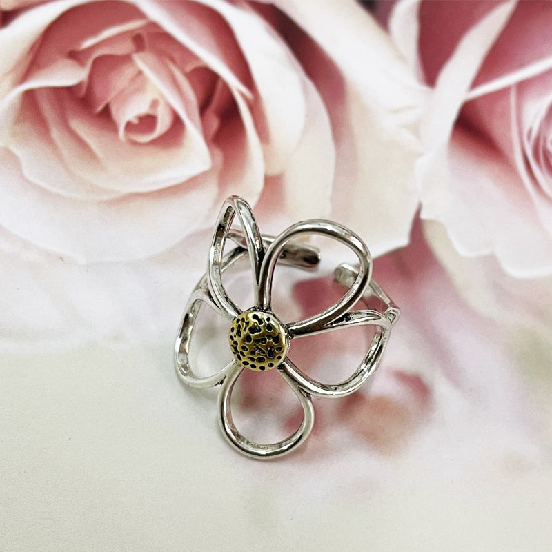 Vintage Floral Ring